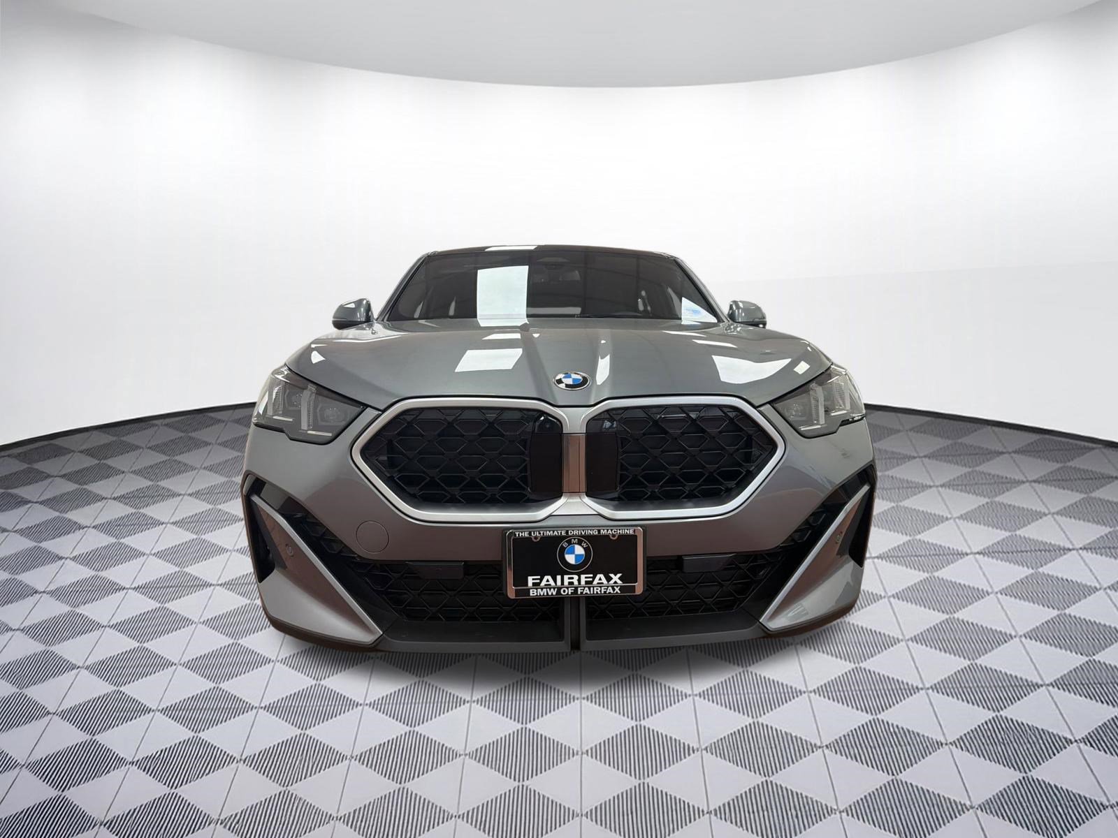 Certified 2025 BMW X2 xDrive28i w/ Technology Package image 6