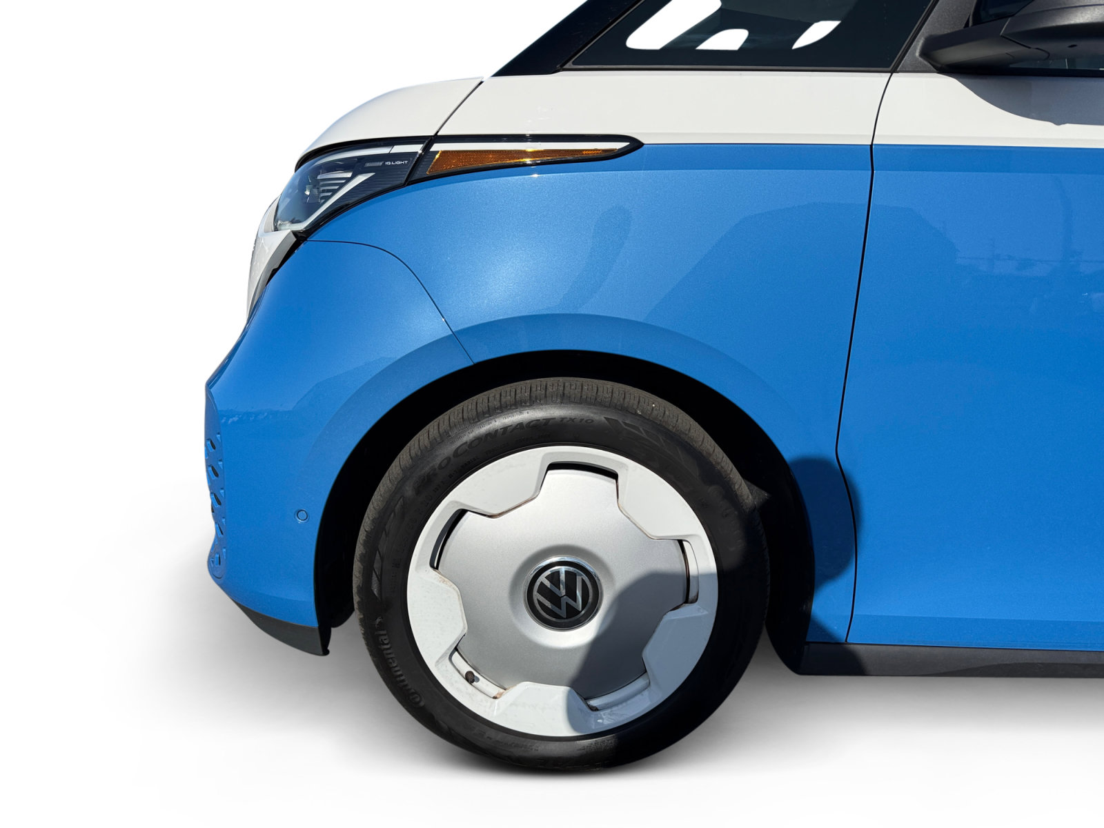 Certified 2025 Volkswagen ID. Buzz 1st Edition AWD/4WD image 9