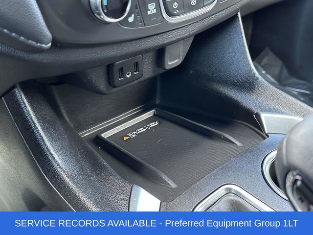 Used 2023 Chevrolet Traverse LT image 7