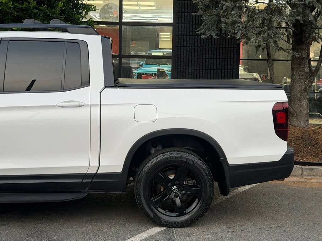 Used 2023 Honda Ridgeline Black Edition image 11