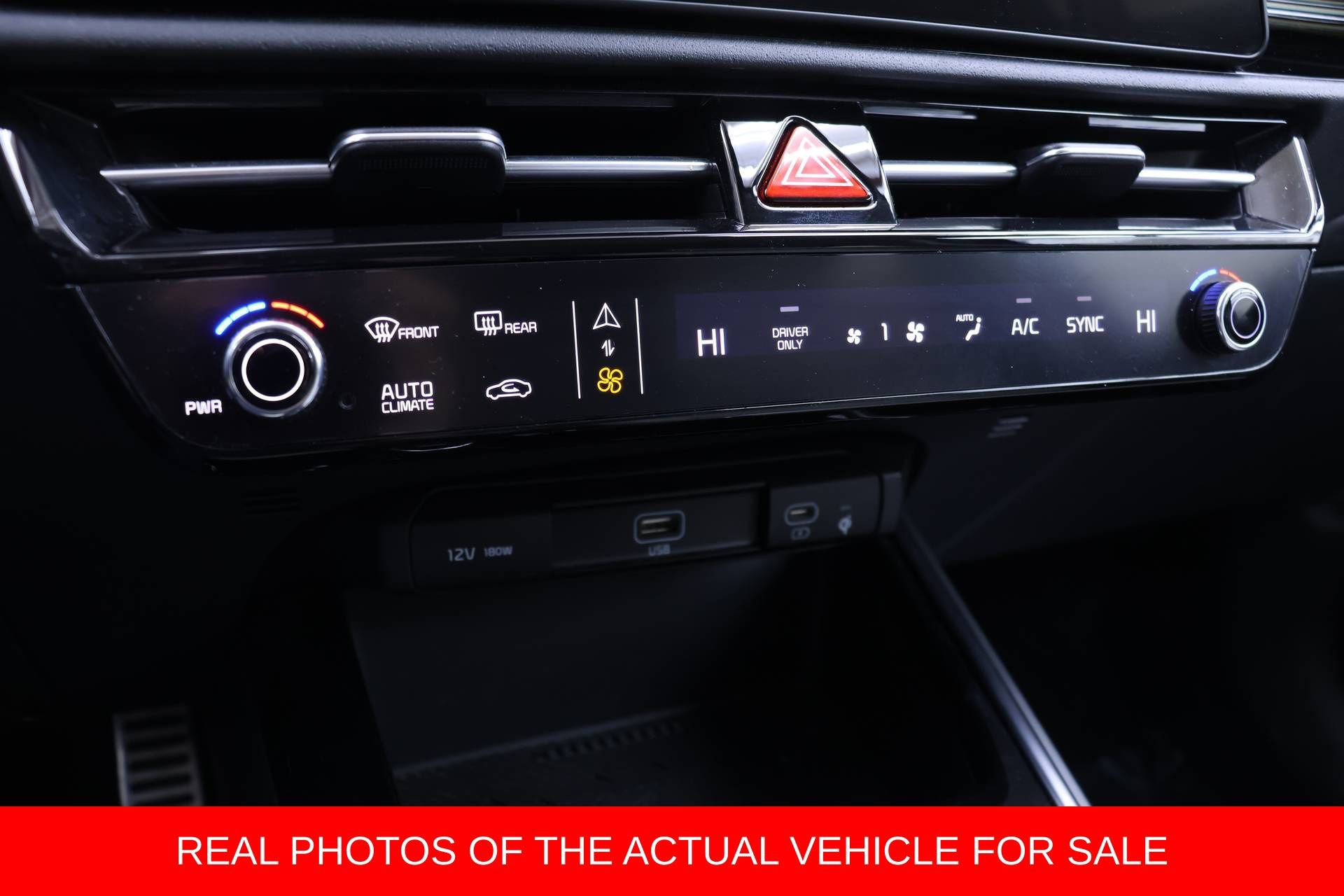 Used 2023 Kia Niro EX Touring image 6