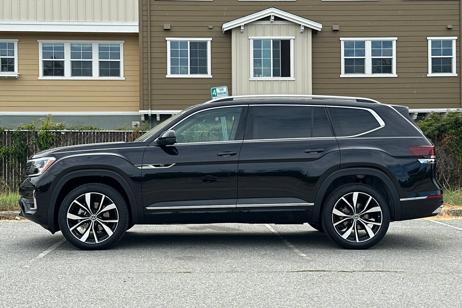 New 2026 Volkswagen Atlas SEL Premium R-Line AWD/4WD image 7