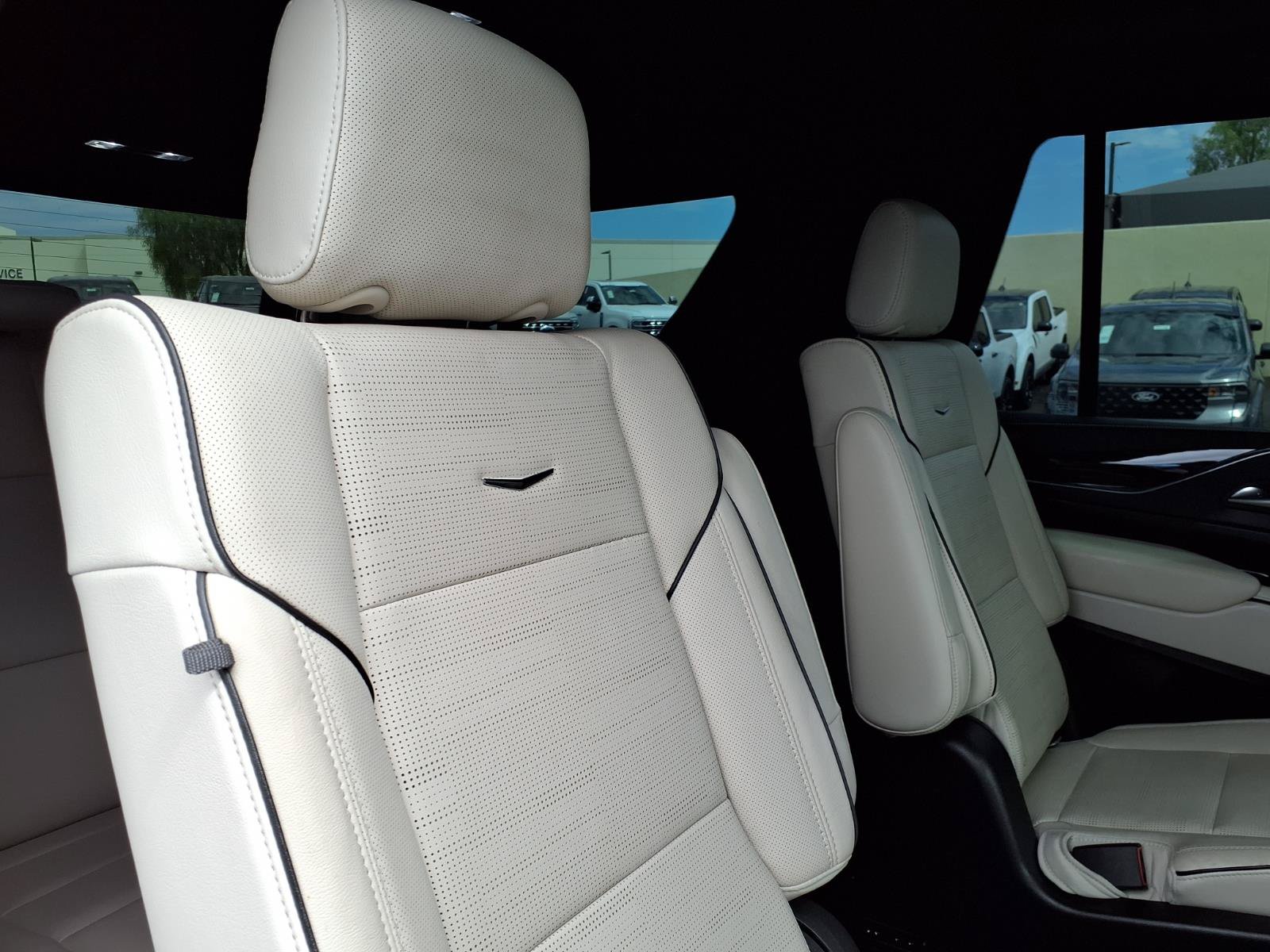 Used 2021 Cadillac Escalade Sport AWD/4WD image 15