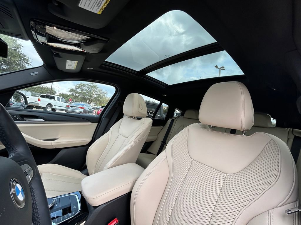 Used 2025 BMW X4 xDrive30i image 14