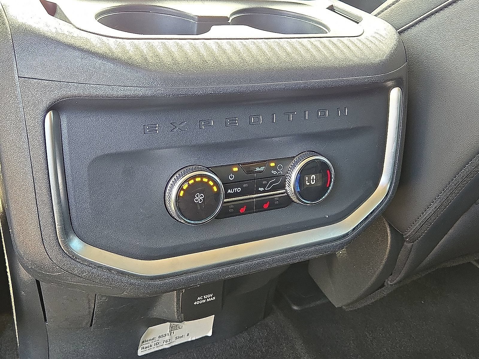Used 2025 Ford Expedition Platinum AWD/4WD image 17