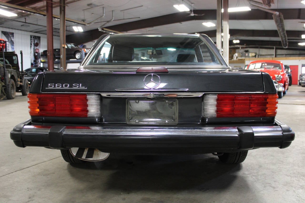 Used 1988 Mercedes-Benz 560 SL image 5