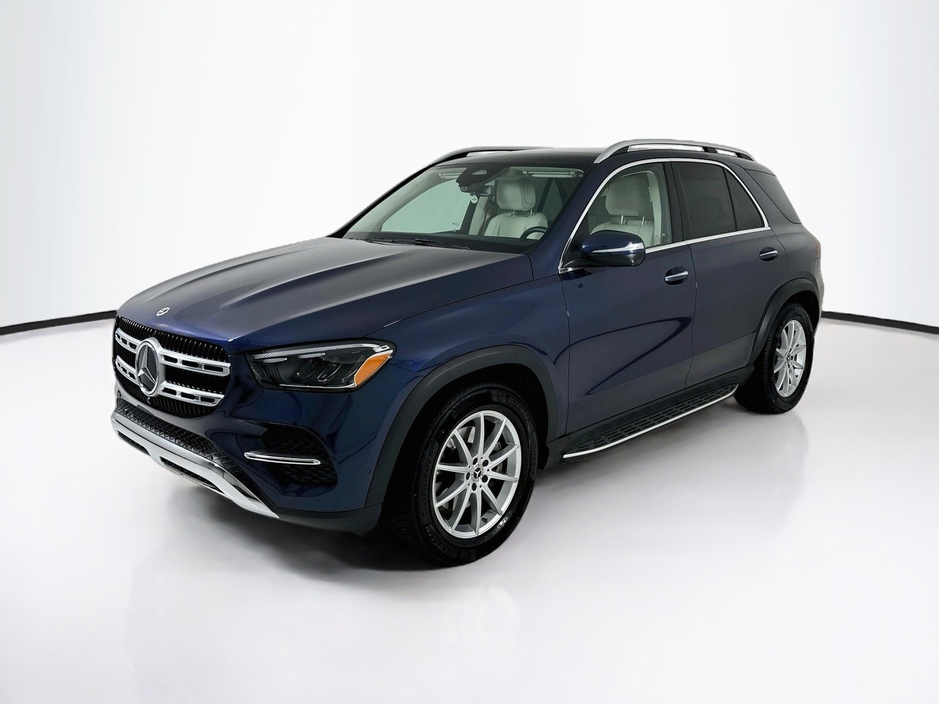 Certified 2026 Mercedes-Benz GLE 350 4MATIC image 3