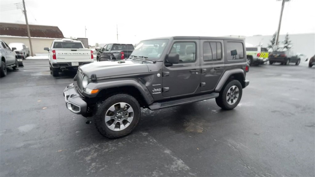 Used 2022 Jeep Wrangler Unlimited Sahara w/ Cold Weather Group image 4