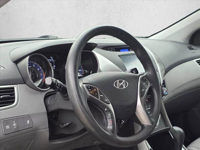 Used 2013 Hyundai Elantra GLS w/ Preferred Pkg FWD image 10