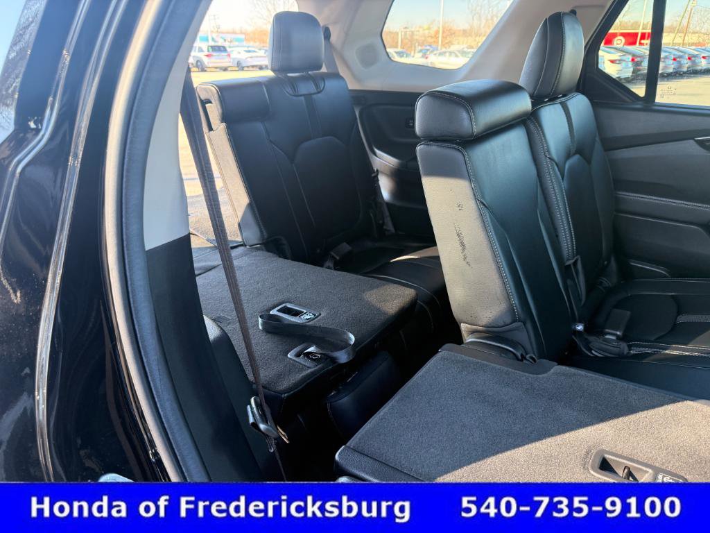 Certified 2025 Honda Pilot Touring image 34