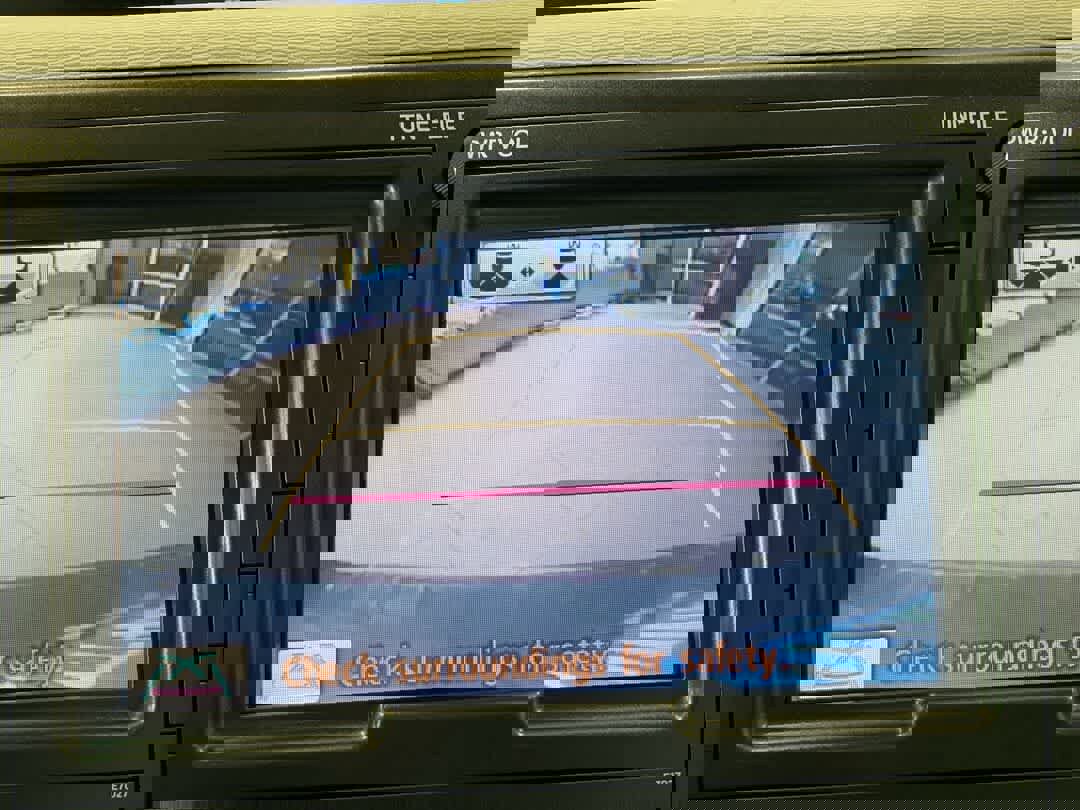 Used 2014 Toyota Sienna Limited image 19