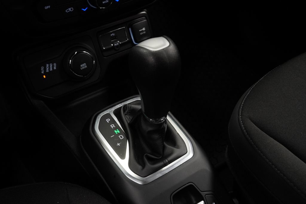 Certified 2023 Jeep Renegade Altitude AWD/4WD image 37