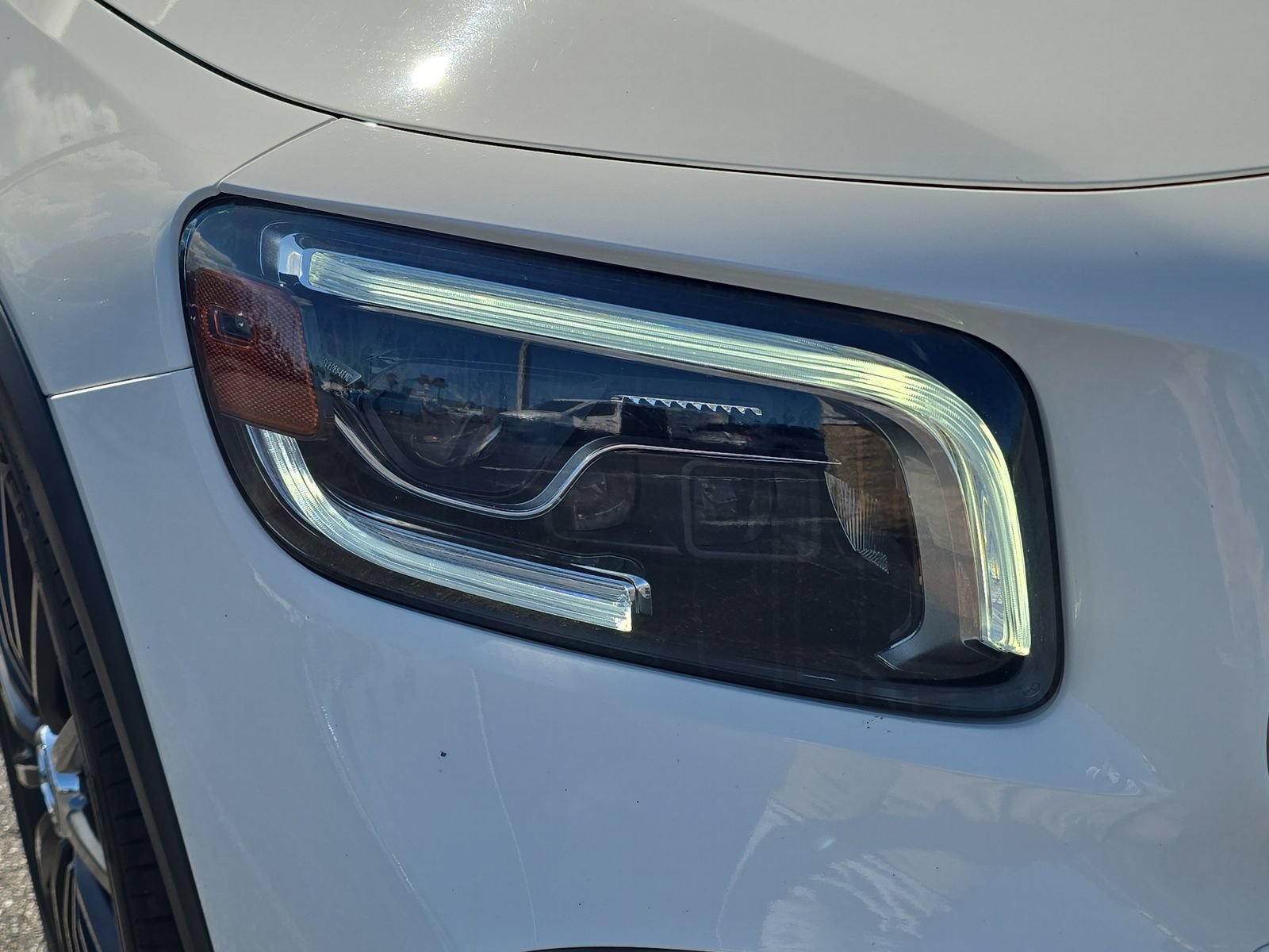 Used 2021 Mercedes-Benz GLB 35 AMG 4MATIC image 7