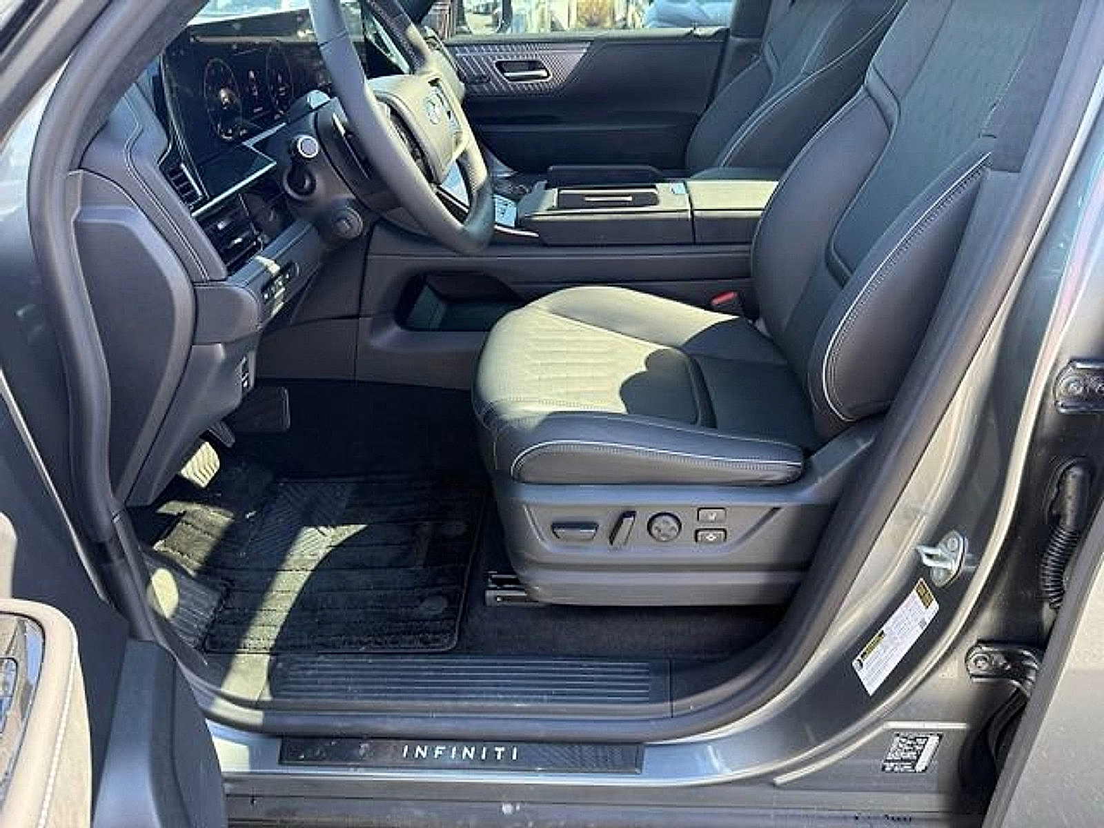 Certified 2026 INFINITI QX80 Autograph w/ Premium Cargo Package AWD/4WD image 20
