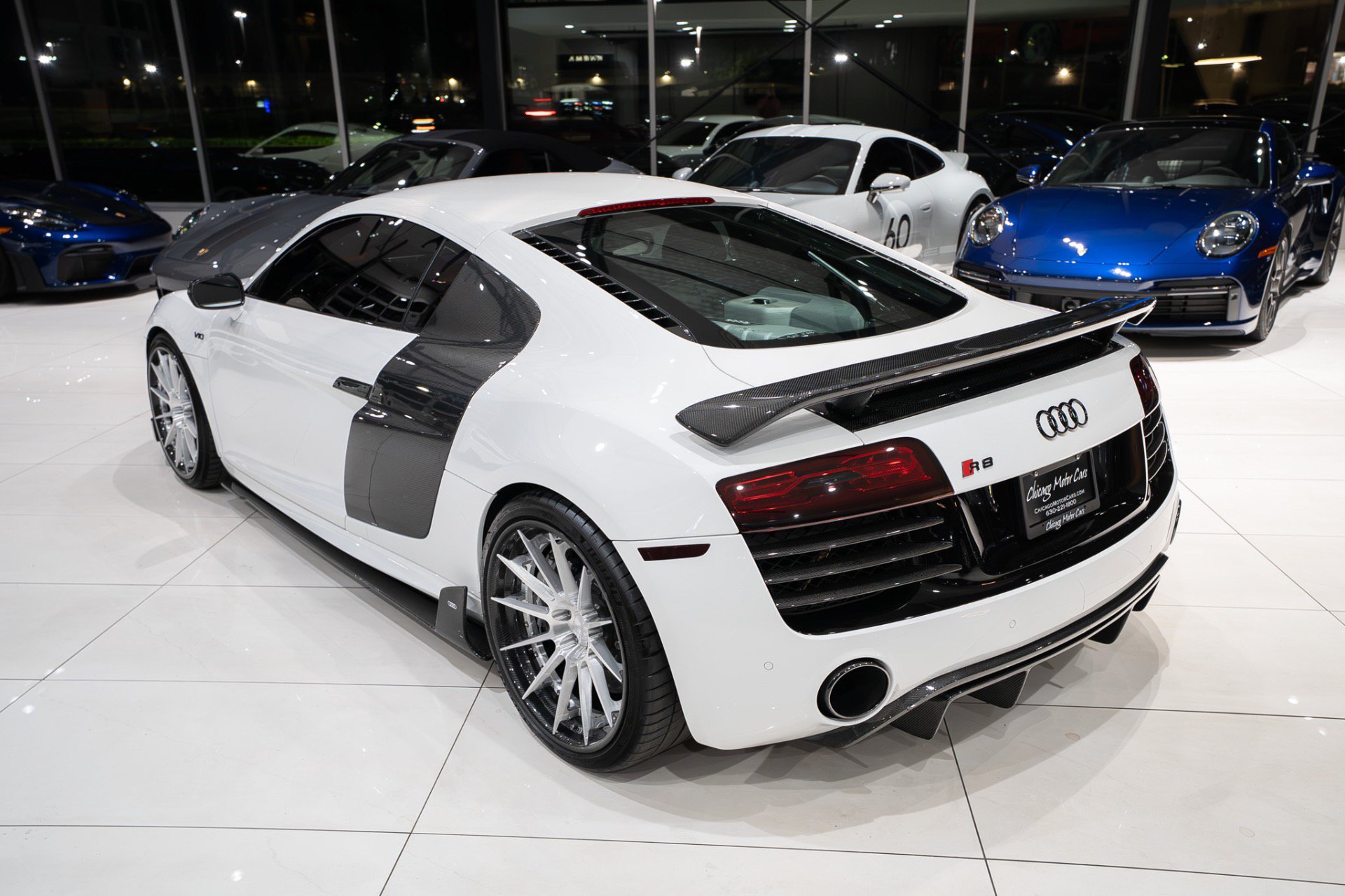 Used 2014 Audi R8 V10 AWD/4WD image 2