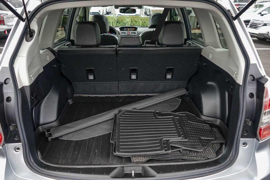 Used 2016 Subaru Forester 2.5i Touring w/ Eyesight & Navigation System image 26