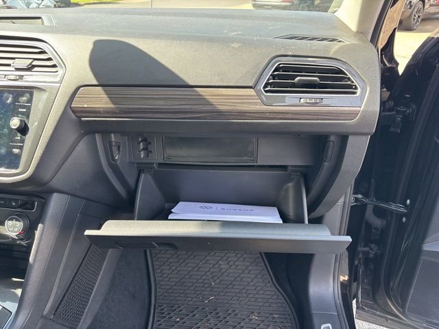 Used 2024 Volkswagen Tiguan Wolfsburg Edition image 48