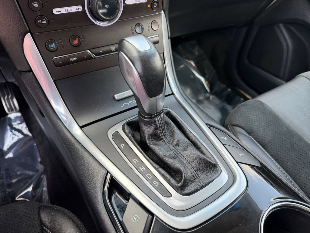 Used 2015 Ford Edge Sport w/ Equipment Group 401A AWD/4WD image 25