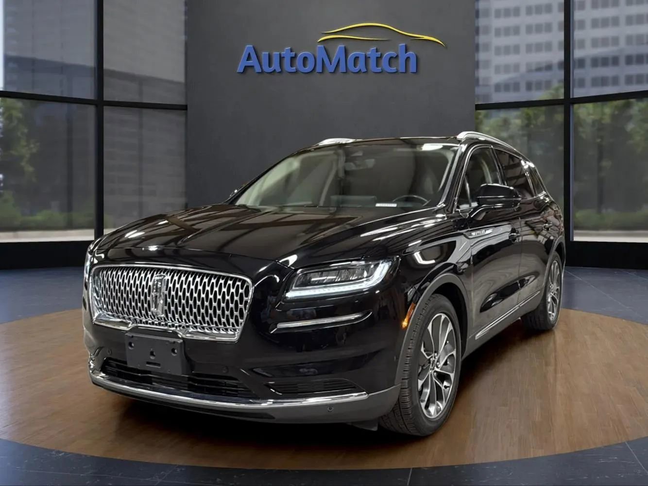 Used 2023 Lincoln Nautilus Reserve w/ Equipment Group 201A image 4