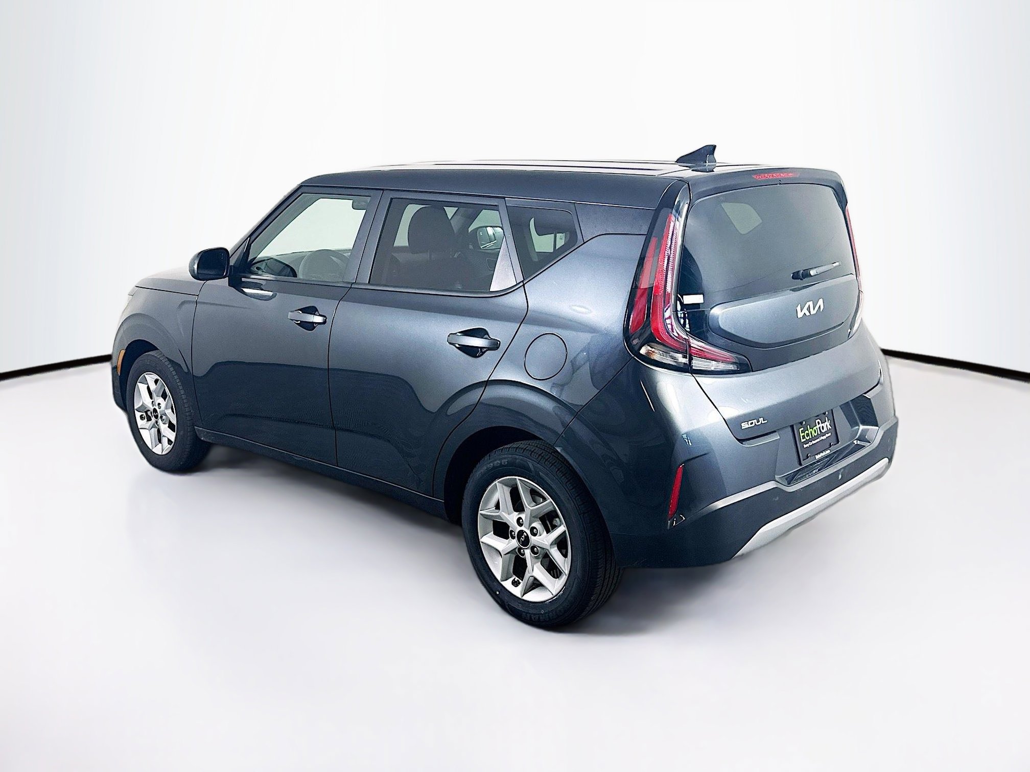 Used 2025 Kia Soul LX w/ LX Technology Package image 5