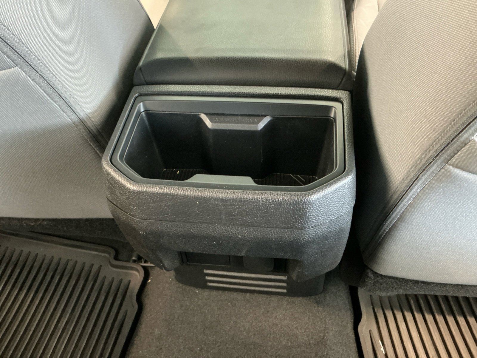 Certified 2025 Toyota Tacoma SR5 image 31