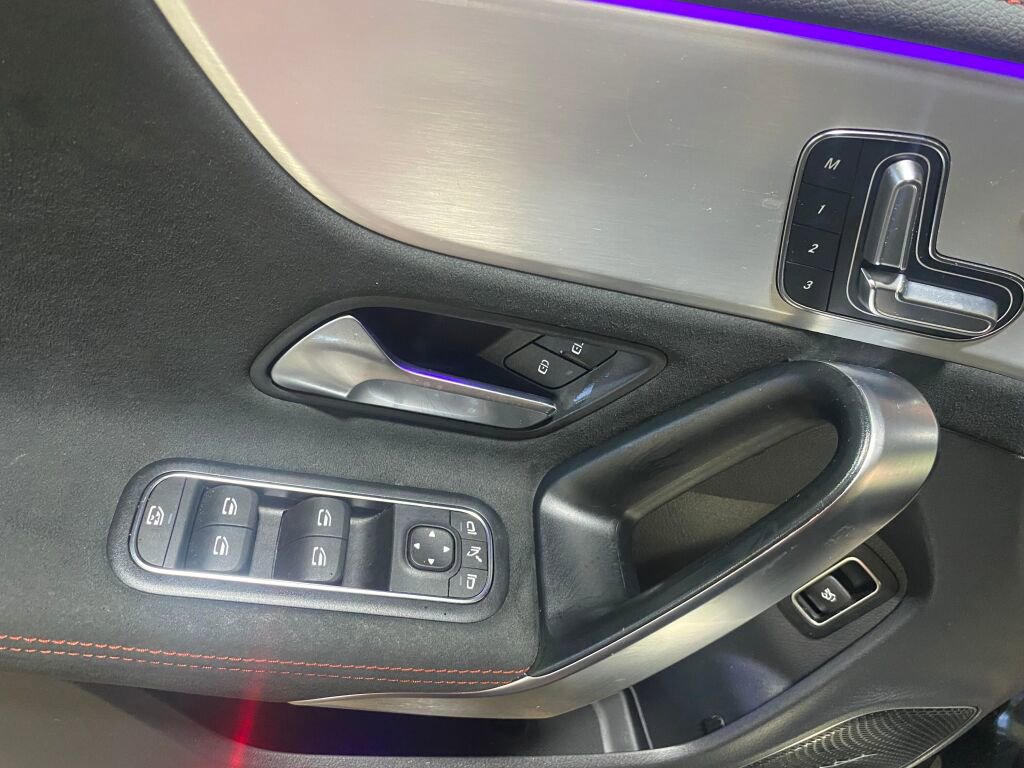 Certified 2024 Mercedes-Benz CLA 250 4MATIC image 7