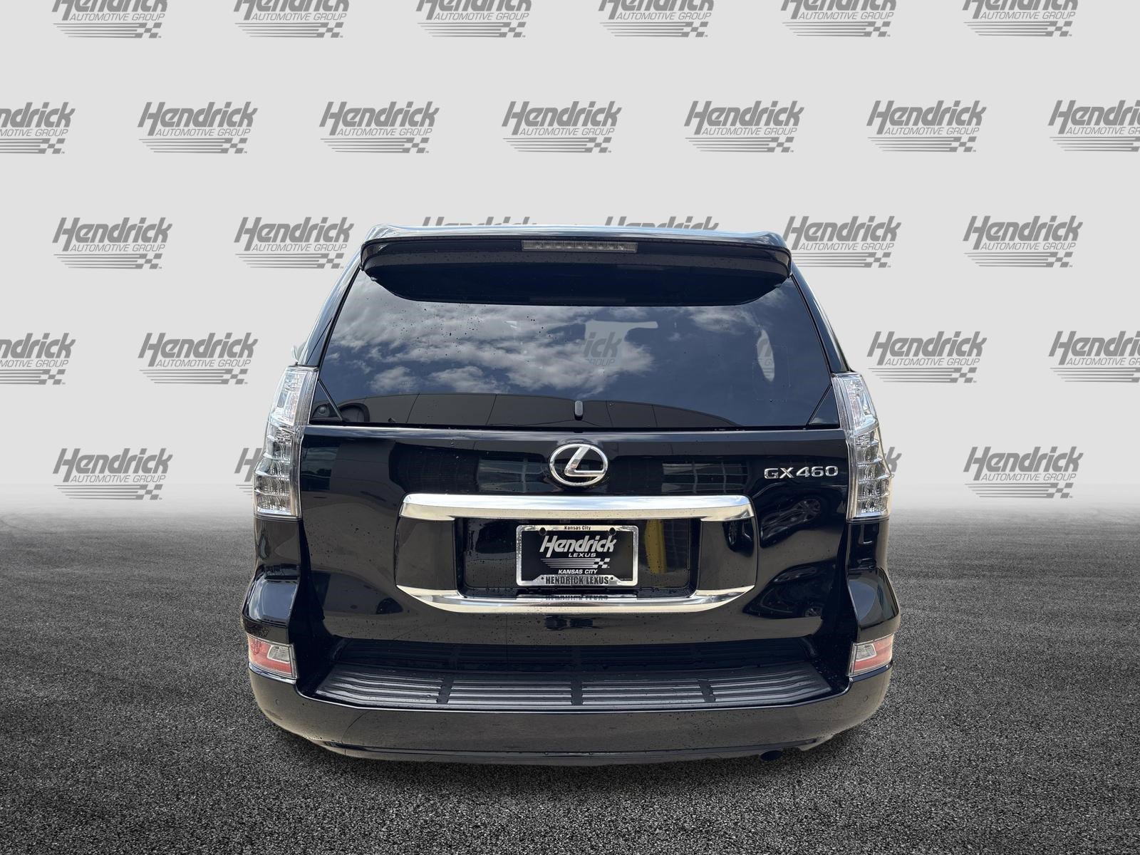 Used 2023 Lexus GX 460 Premium w/ Premium Package AWD/4WD image 9