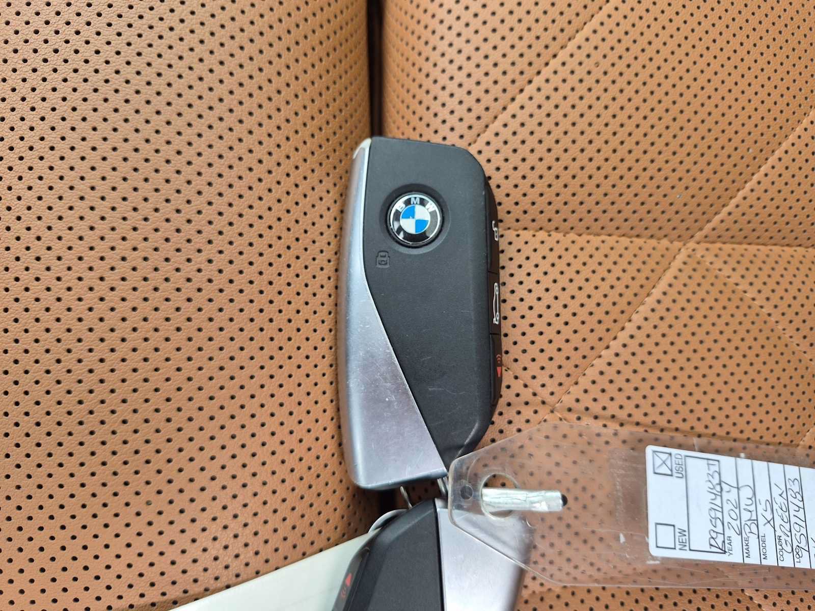 Used 2024 BMW X5 xDrive40i w/ Premium Package AWD/4WD image 39