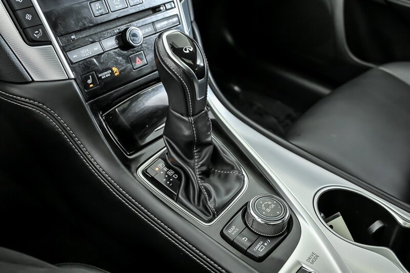 Used 2020 INFINITI Q50 Luxe w/ Essential Package (3.0T Luxe) AWD/4WD image 30