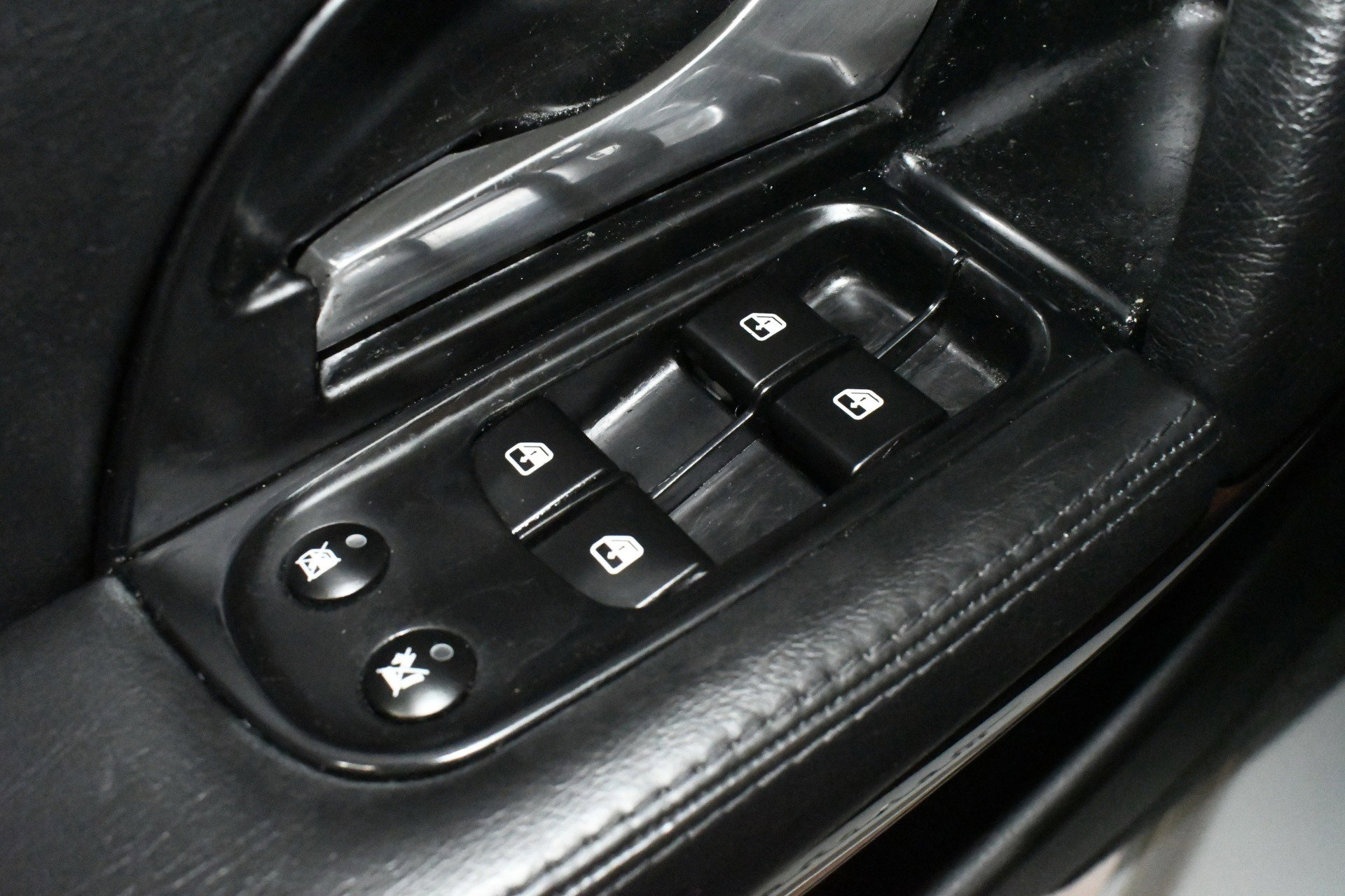 Used 2008 Maserati Quattroporte image 40