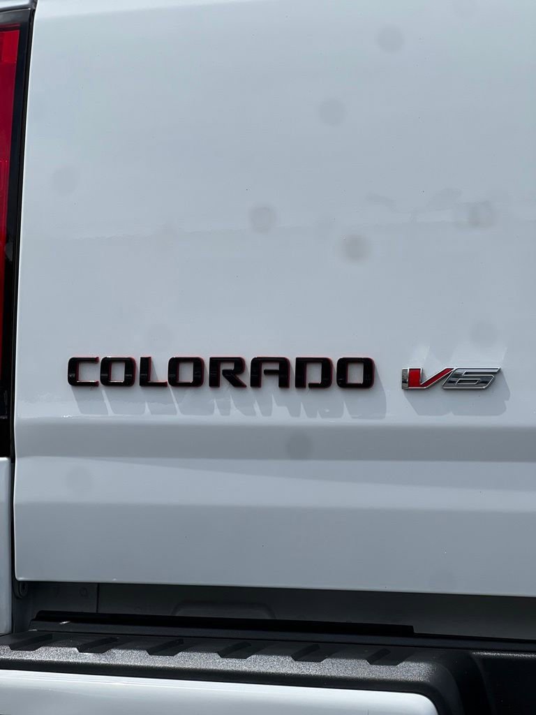 Used 2020 Chevrolet Colorado LT w/ Redline Special Edition RWD image 10