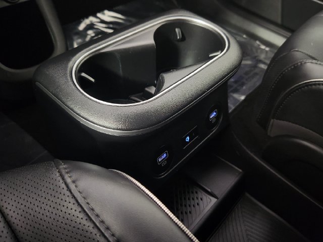 Certified 2024 Hyundai Ioniq 5 Limited AWD/4WD image 29