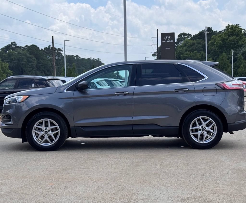 Used 2024 Ford Edge SEL AWD/4WD image 11