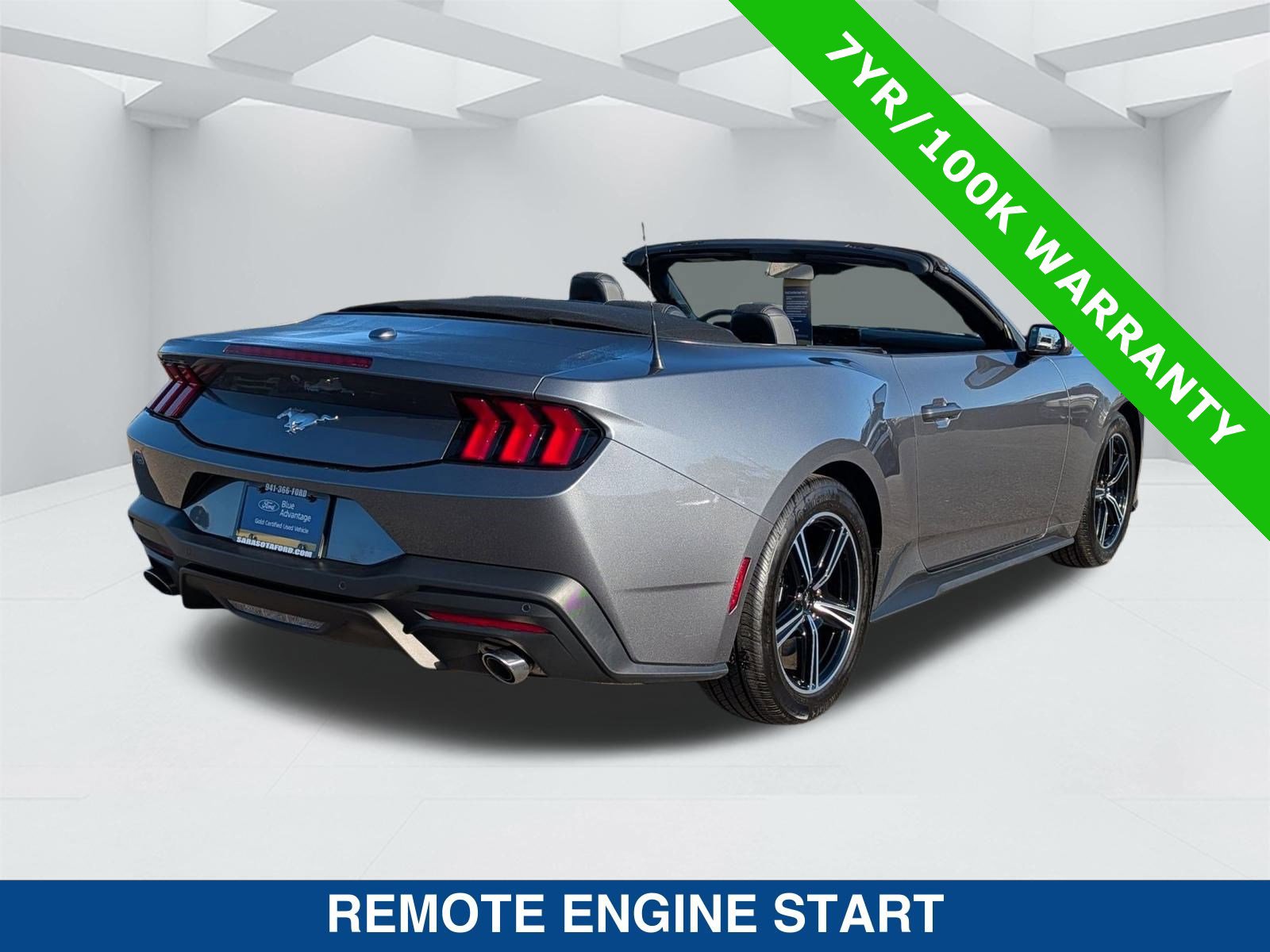 Certified 2025 Ford Mustang Convertible image 4