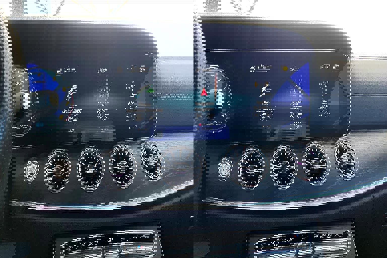 Used 2022 Mercedes-Benz E 450 Coupe image 33