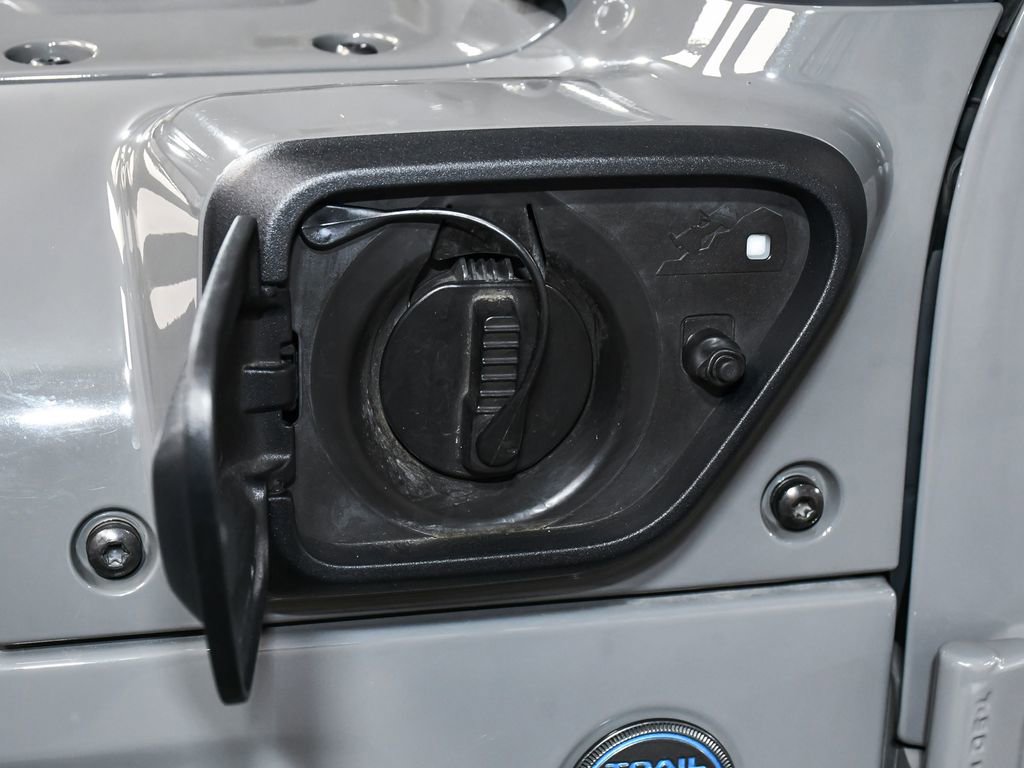 Used 2023 Jeep Wrangler Unlimited Rubicon 4xe AWD/4WD image 79
