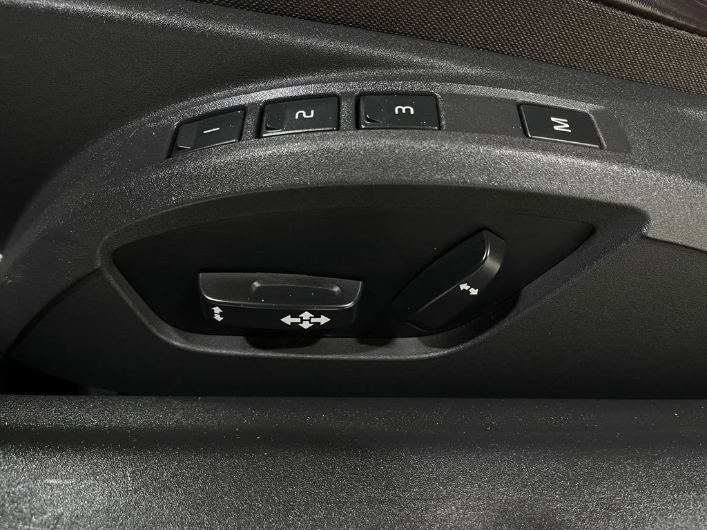 Used 2013 Volvo C70 T5 image 15