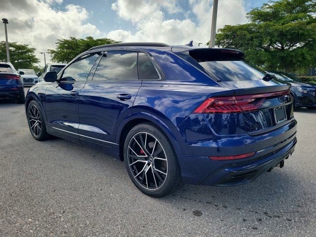 Used 2021 Audi Q8 Prestige image 5
