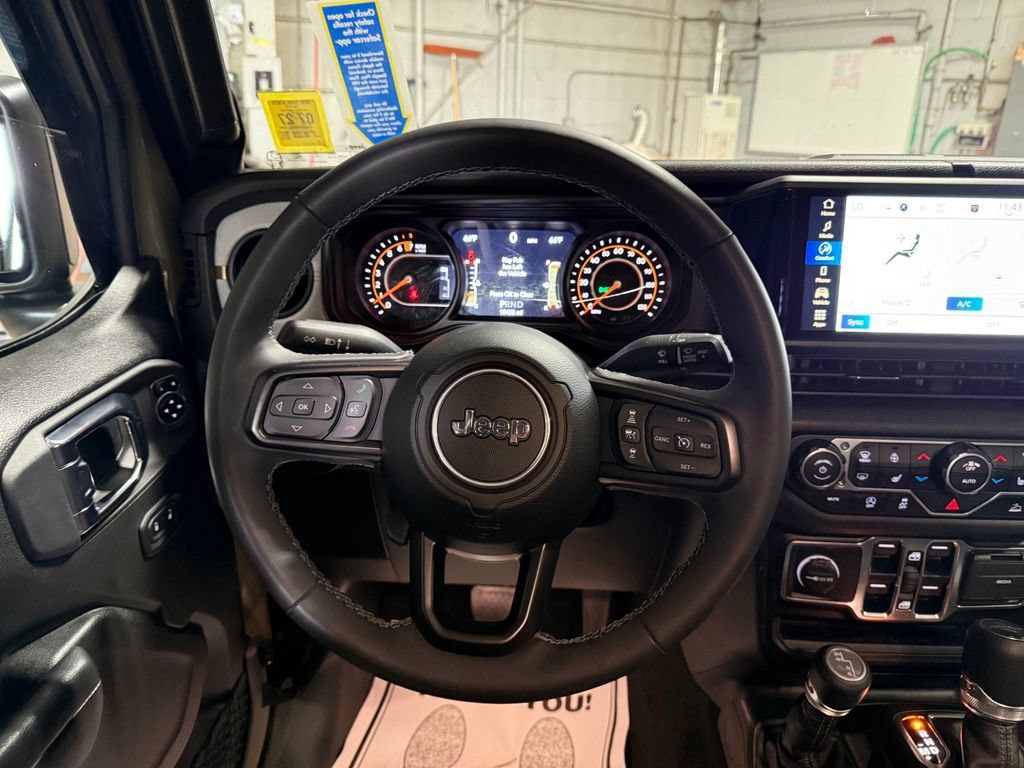 Certified 2025 Jeep Gladiator Sport AWD/4WD image 8