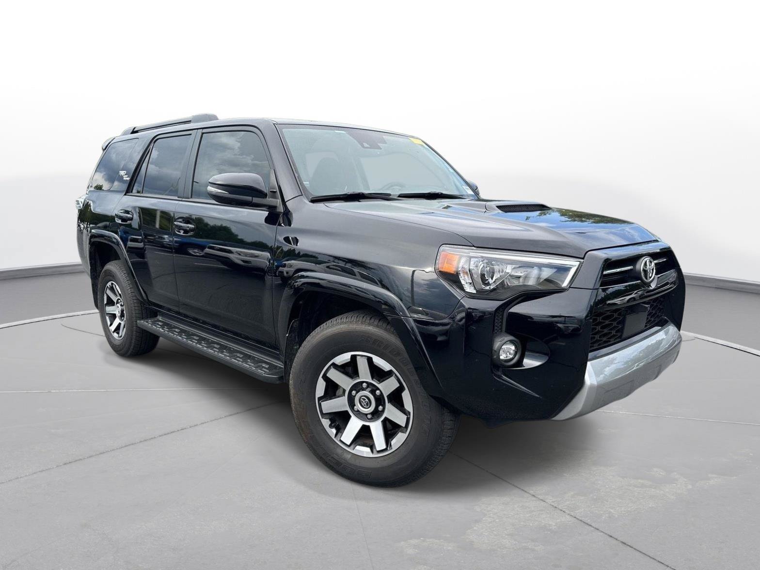 Used 2024 Toyota 4Runner TRD Off-Road Premium w/ Off Road Premium Plus Package AWD/4WD image 4