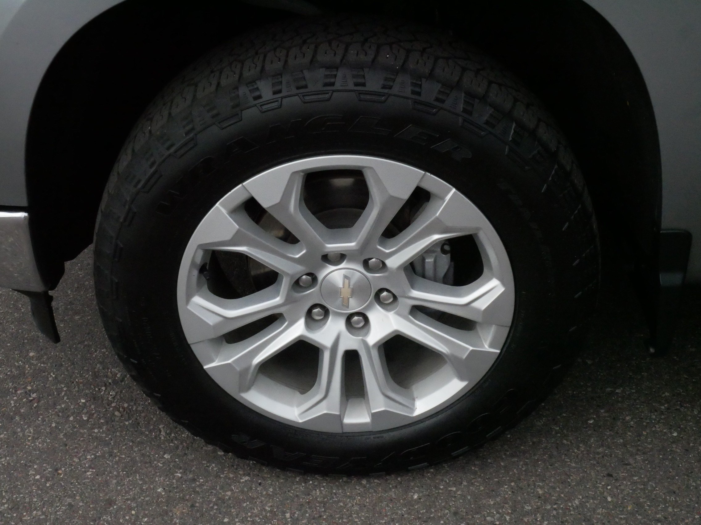 Used 2024 Chevrolet Silverado 1500 LTZ AWD/4WD image 15