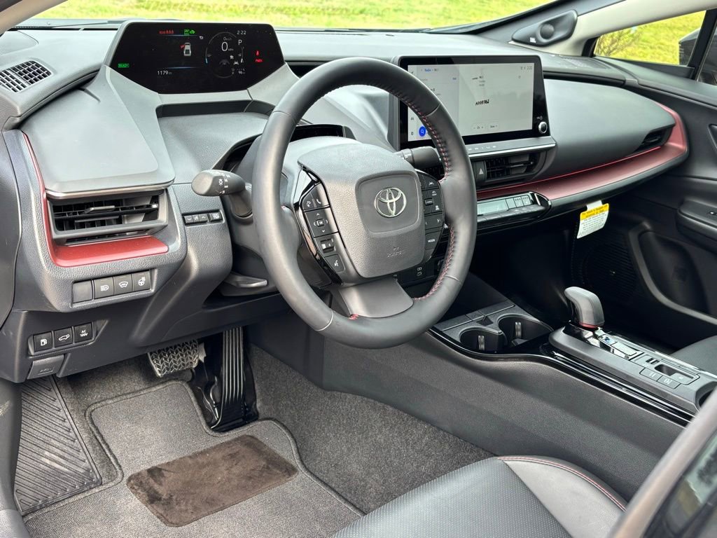 Used 2024 Toyota Prius Prime Premium w/ Advanced Technology Package image 10