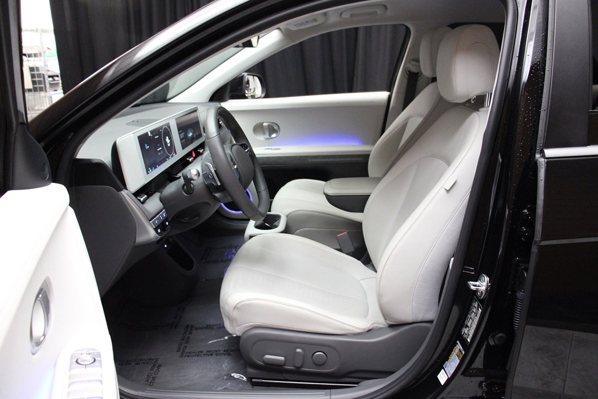 Used 2024 Hyundai Ioniq 5 Limited RWD image 50