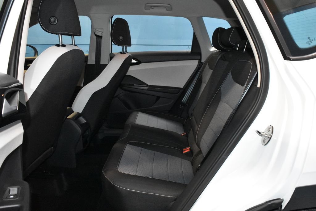 Certified 2025 Volkswagen Taos S AWD/4WD image 16