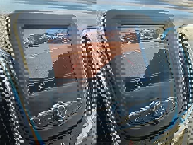 Used 2023 Chevrolet Equinox LS image 21