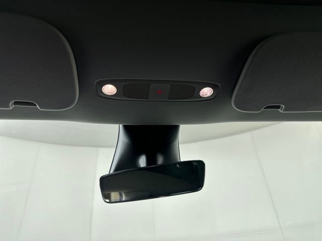 Used 2023 Tesla Model Y Long Range image 23