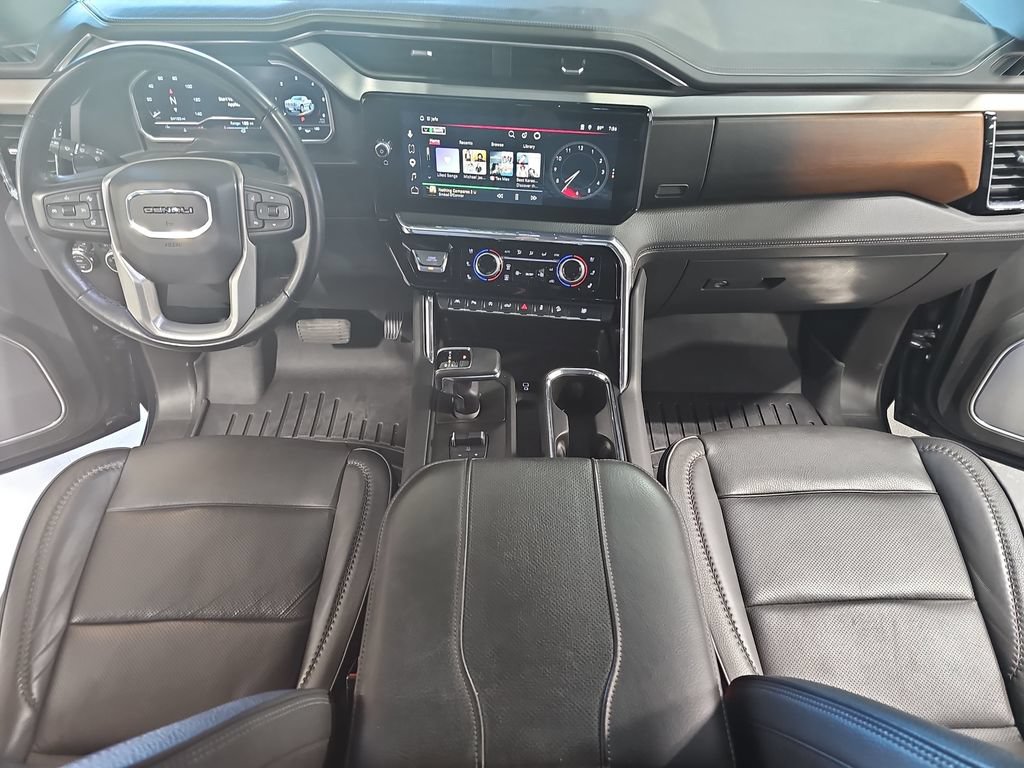 Used 2023 GMC Sierra 1500 Denali w/ Denali Reserve Package AWD/4WD image 9