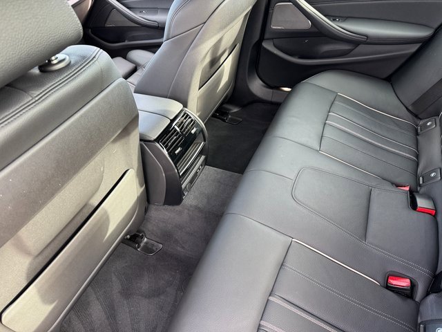 Used 2023 BMW 530i xDrive w/ Premium Package image 16