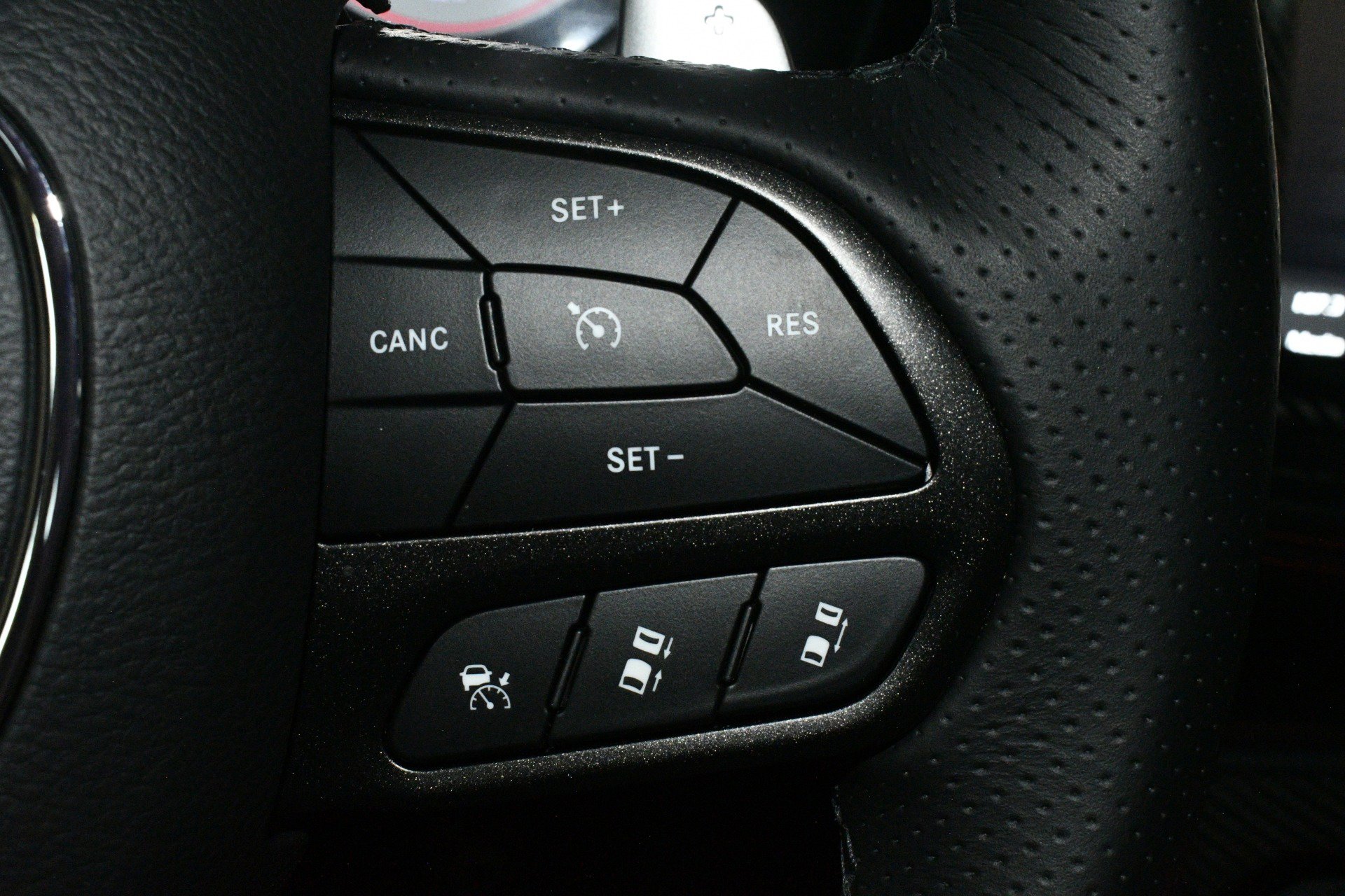 Used 2022 Dodge Challenger R/T Scat Pack RWD image 28