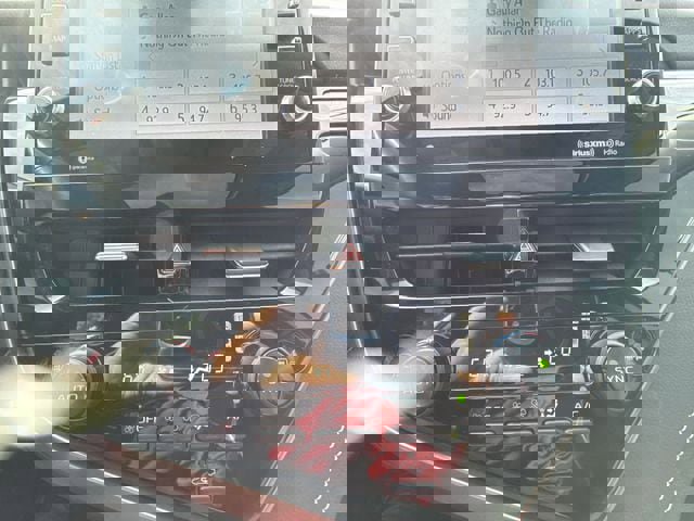 Used 2021 Toyota Camry XSE image 18